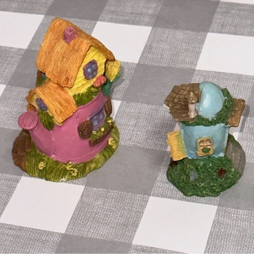 Bunny Rabbits Small Village Figurines Lot of 3 Mushroom Teapot Rabbit Houses